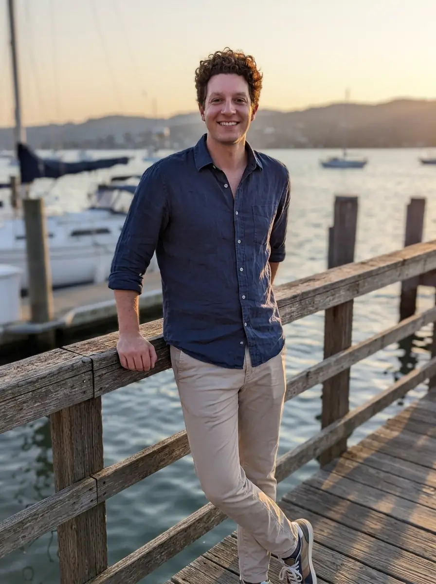 waterfront-dock dating photo background 4 — natural lifestyle